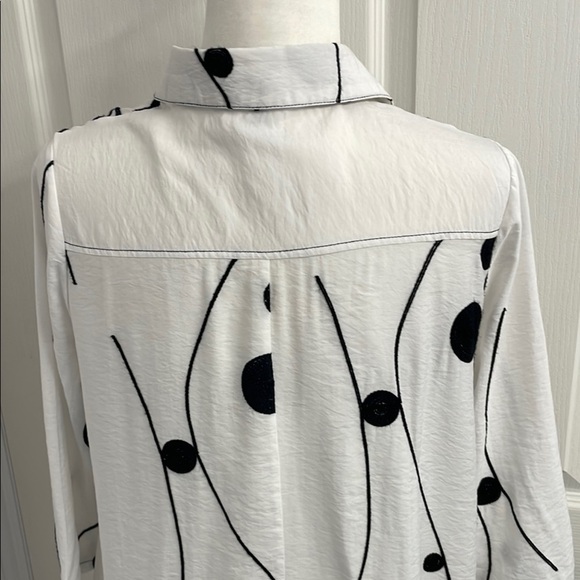 Minkas Shirt Black & White Pattern 3/4 Sleeve Classic Collar Button Down Front - Picture 5 of 14